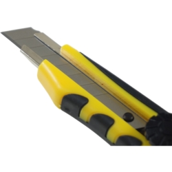 ABBRECHMESSER 18MM, TPR HANDLE, METAL SLIDE RAIL