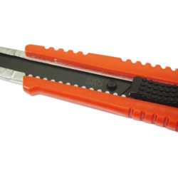 NÓŻ ŁAMANY WYSUWANY DO TAPET 18MM SK-5 METAL