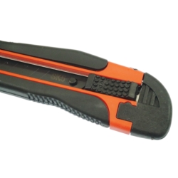 ABBRECHMESSER 18MM SK-5, TPR HANDLE, METAL SLIDE